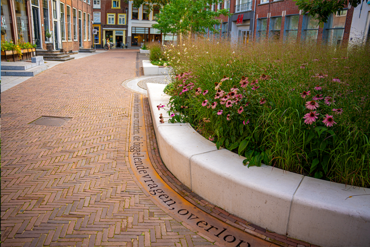 ExoDrain CorTen - Schupstoel Copy