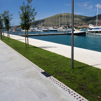 Servisni centar Trogir