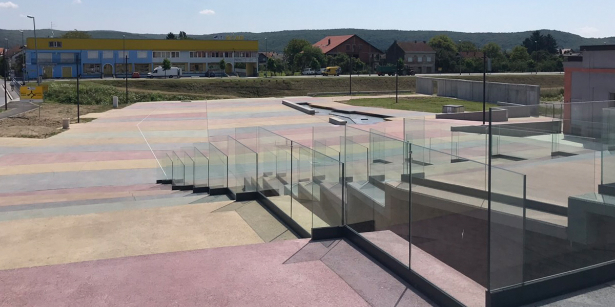 naslovna_trg_becarca.jpg