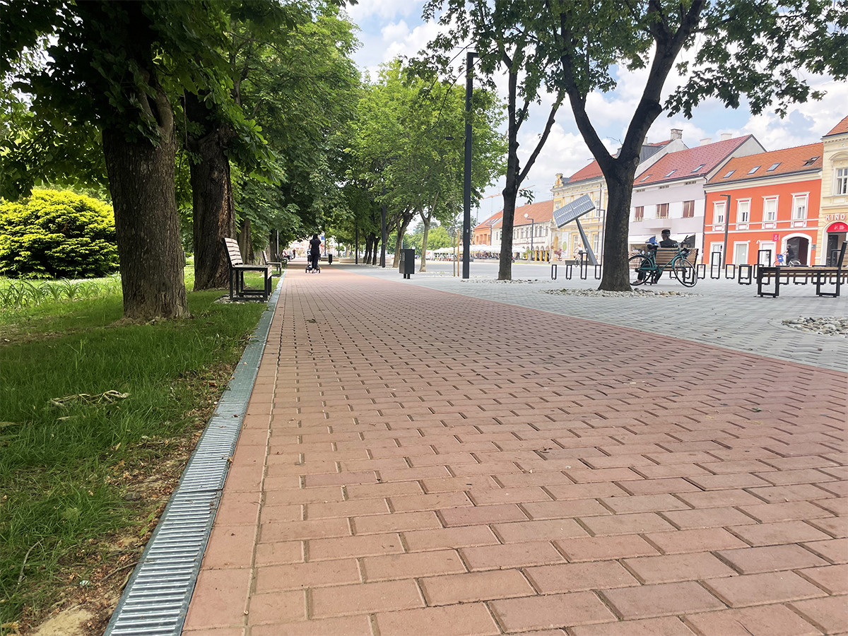 Zrinski trg, Koprivnica - ACO Euroline Zrinski trg, Koprivnica - ACO Euroline